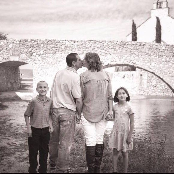 Meet your Posher, Sharon - Picture 1 of 1